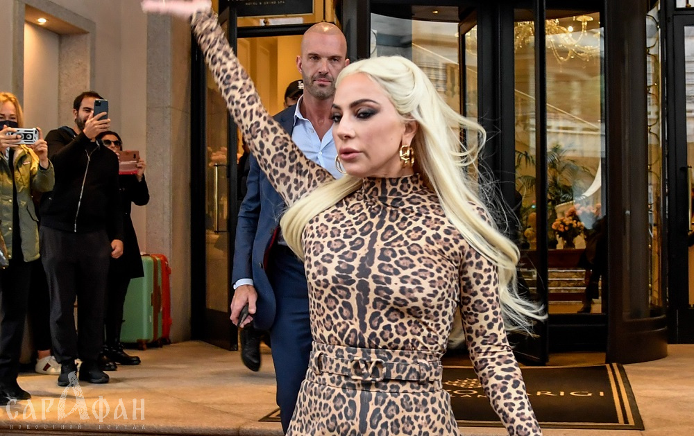 Приняли за путану: ровно 15 лет назад Леди Гага впервые приехала в Россию